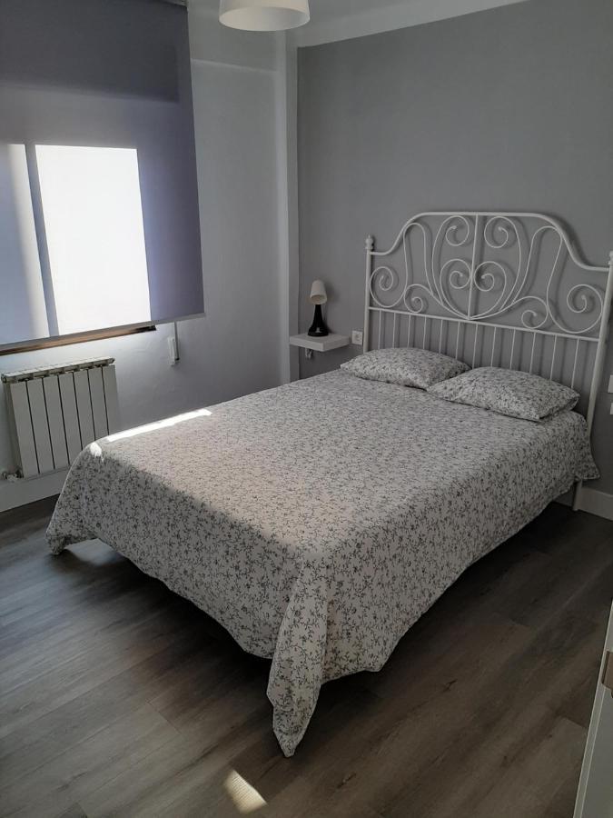 Versalles1 Apartment Aviles Ngoại thất bức ảnh